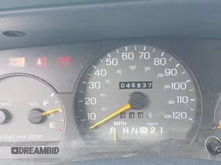 1996 Mercury Grand Marquis LS z VIN 2MELM75W0TX655576, wystawiony jako IAAI lot #42059805 z przebiegiem 46 837 mil mil oraz . Historia ofert i sprzedaży dostępna na DreamBid. Obrazek 15.