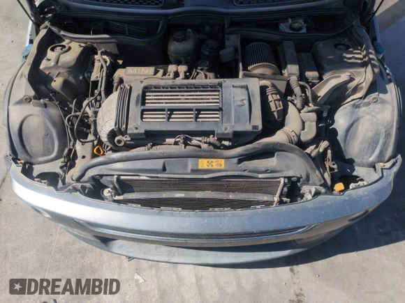 2003 MINI Hardtop S with VIN WMWRE33423TD62021, listed as a Copart auction lot 54707755 with 181,722 mi miles and Clean Title. Bid and sale history available at DreamBid. Image 11.
