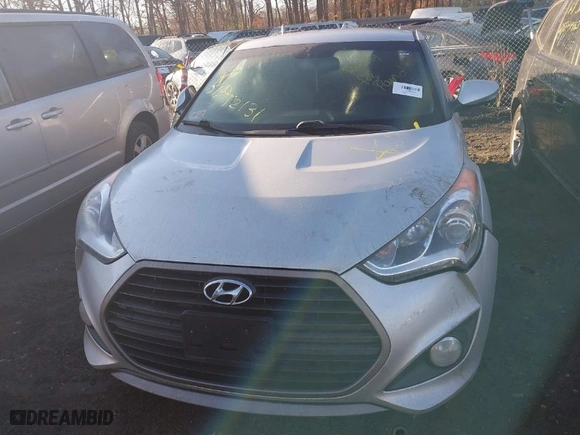 2016 Hyundai Veloster Turbo with VIN KMHTC6AE7GU264753, listed as a IAAI auction lot 41699222 with 999,999 mi miles. Bid and sale history available at carsss.com. Image 6.