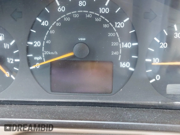 2002 Mercedes-Benz E-Class with VIN WDBJF65J82B413278, listed as a IAAI auction lot 41838880 with 1 mi miles. Bid and sale history available at carsss.com. Image 15.