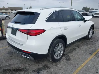 2025 Mercedes-Benz GLC with VIN W1NKM4GB8SF245147, listed as a IAAI auction lot 41207989 with 1,105 mi miles. Bid and sale history available at carsss.com. Image 4.