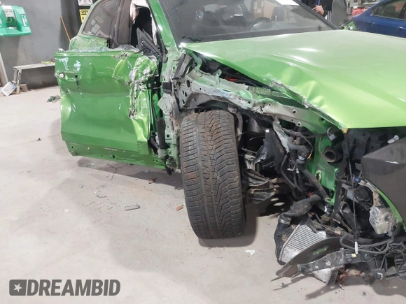 2021 Audi RS Q8 z VIN WU1ARBF11MD023634, wystawiony jako IAAI lot #41265556 z przebiegiem 16 042 mil mil oraz . Historia ofert i sprzedaży dostępna na DreamBid. Obrazek 6.