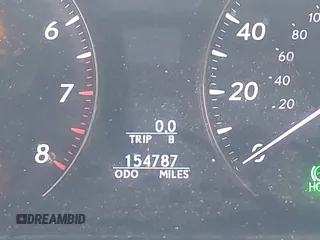 2007 Lexus LS 460 z VIN JTHBL46F275041387, wystawiony jako IAAI lot #42417384 z przebiegiem 154 787 mil mil oraz . Historia ofert i sprzedaży dostępna na DreamBid. Obrazek 15.