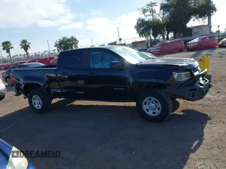 2020 Chevrolet Colorado 4WD Work Truck z VIN 1GCGTBENXL1212795, wystawiony jako IAAI lot #42249330 z przebiegiem 46 900 mil mil oraz . Historia ofert i sprzedaży dostępna na DreamBid. Obrazek 13.