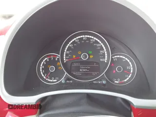 2015 Volkswagen Beetle 1.8T w/Tech with VIN 3VW517AT4FM803238, listed as a IAAI auction lot 41812373 with 42,369 mi miles and . Bid and sale history available at DreamBid. Image 7.