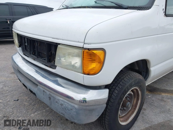 2007 Ford Econoline Passenger XL with VIN 1FBNE31L87DA19792, listed as a IAAI auction lot 41303532 with 71,444 mi miles. Bid and sale history available at carsss.com. Image 14.