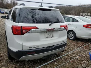 2017 GMC Acadia SLE z VIN 1GKKNSLSXHZ300594, wystawiony jako Copart lot #47417535 z przebiegiem 86 421 mil mil oraz Szkody całkowita. Historia ofert i sprzedaży dostępna na DreamBid. Obrazek 6.