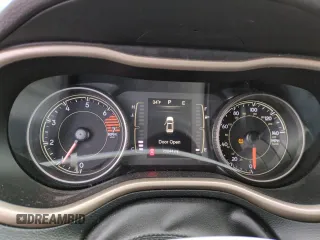 2016 Jeep Cherokee Altitude with VIN 1C4PJMAB8GW375516, listed as a Copart auction lot 88896475 with 73,044 mi miles and Salvage title. Bid and sale history available at DreamBid. Image 9.