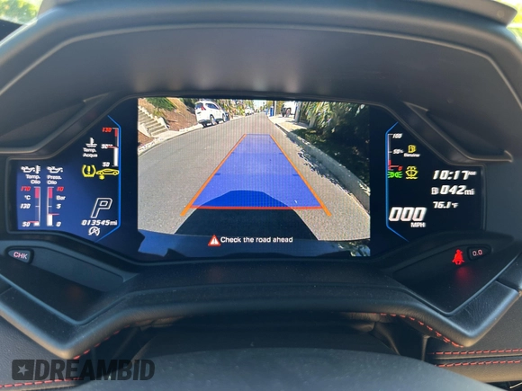 2021 Lamborghini Huracan z VIN ZHWUF5ZFXMLA16208, wystawiony jako IAAI lot #42254891 z przebiegiem 13 545 mil mil oraz . Historia ofert i sprzedaży dostępna na DreamBid. Obrazek 7.