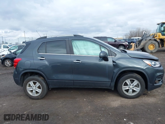 2018 Chevrolet Trax LT with VIN KL7CJPSB0JB664030, listed as a IAAI auction lot 41869632 with 68,710 mi miles. Bid and sale history available at carsss.com. Image 13.