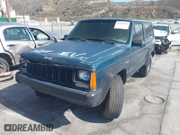 1996 Jeep Cherokee SE with VIN 1J4FT27P4TL309029, listed as a IAAI auction lot 42476830 with Not provided miles and . Bid and sale history available at DreamBid. Image 2.