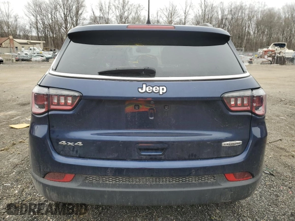 2020 Jeep Compass Latitude with VIN 3C4NJDBB9LT222861, listed as a Copart auction lot 44104285 with 68,090 mi miles and Salvage Title. Bid and sale history available at carsss.com. Image 6.