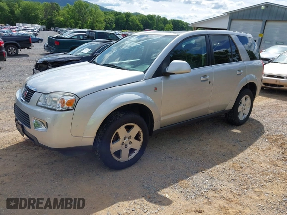 2007 Saturn VUE V6 z VIN 5GZCZ63477S866943, wystawiony jako IAAI lot #42325038 z przebiegiem 203 252 mil mil oraz . Historia ofert i sprzedaży dostępna na DreamBid. Obrazek 2.