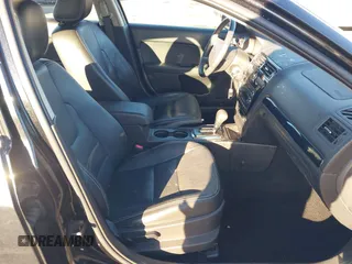 2009 Ford Fusion SEL with VIN 3FAHP08Z79R198337, listed as a IAAI auction lot 41642474 with 133,507 mi miles. Bid and sale history available at carsss.com. Image 5.