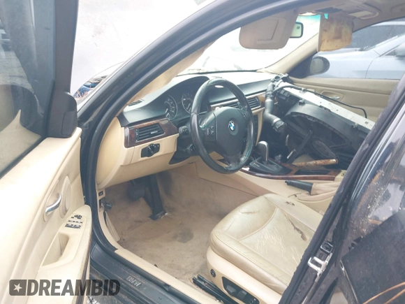 2006 BMW 3 Series 325i с VIN WBAVB135X6KX46981, выставлен на аукционе IAAI как лот 42422064 с пробегом Не указан миль и . История ставок и продаж доступна на DreamBid. Изображение 5.