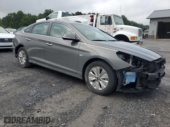 2019 Hyundai Sonata Hybrid SE with VIN KMHE24L33KA093893, listed as a Copart auction lot 65571803 with 47,156 mi miles. Bid and sale history available at carsss.com. Image 4.