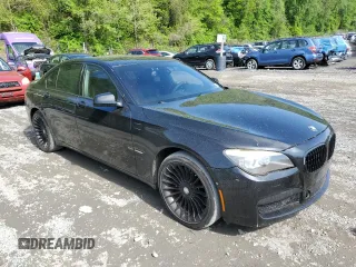 2010 BMW 7 Series 750i xDrive z VIN WBAKC6C51AC393403, wystawiony jako Copart lot #55905495 z przebiegiem 126 744 mil mil oraz Czysty tytuł • Clean title. Historia ofert i sprzedaży dostępna na DreamBid. Obrazek 4.
