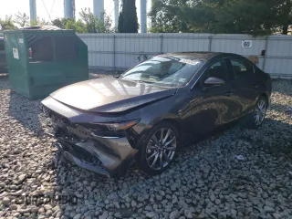2021 Mazda 3 with VIN JM1BPBDL1M1304491, listed as a Copart auction lot 63333283 with 28,161 mi miles and . Bid and sale history available at DreamBid. Image 1.