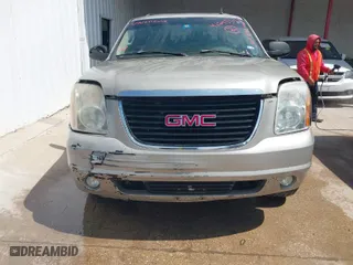 2007 GMC Yukon XL SLE with VIN 1GKFC16J97J194284, listed as a IAAI auction lot 41849322 with 247,367 mi miles. Bid and sale history available at carsss.com. Image 6.