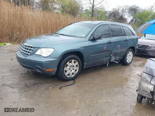 2007 Chrysler Pacifica with VIN 2A8GM48L27R328313, listed as a IAAI auction lot 42020047 with 186,701 mi miles. Bid and sale history available at carsss.com. Image 2.
