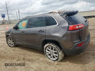 2018 Jeep Cherokee Latitude Plus z VIN 1C4PJLLX5JD557003, wystawiony jako Copart lot #60744585 z przebiegiem Nie podano mil oraz Szkoda całkowita • Salvage title. Historia ofert i sprzedaży dostępna na DreamBid. Obrazek 2.