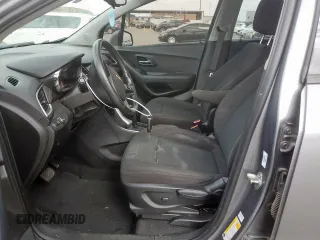 2020 Chevrolet Trax LS with VIN 3GNCJKSB4LL175757, listed as a Copart auction lot 61504935 with 83,028 mi miles and Clean title. Bid and sale history available at DreamBid. Image 7.