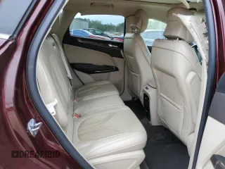 2017 Lincoln MKC Reserve с VIN 5LMCJ3C92HUL04966, выставлен на аукционе Copart как лот 57449045 с пробегом 89 924 миль миль и Списание • Salvage title. История ставок и продаж доступна на DreamBid. Изображение 10.