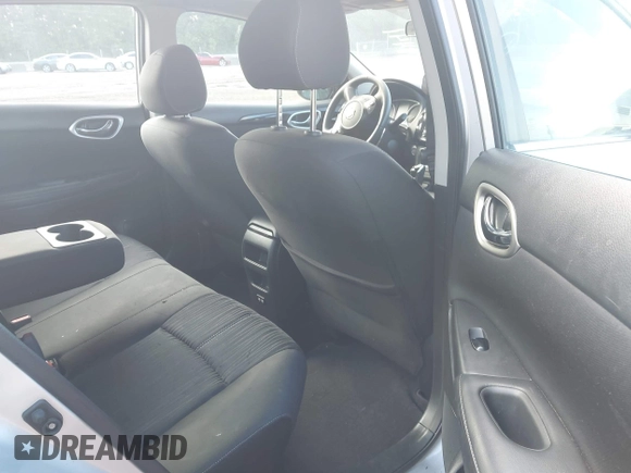 2017 Nissan Sentra SR z VIN 3N1AB7AP6HY367346, wystawiony jako IAAI lot #42348441 z przebiegiem 132 972 mil mil oraz . Historia ofert i sprzedaży dostępna na DreamBid. Obrazek 8.