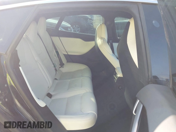 2018 Tesla Model S 75D with VIN 5YJSA1E45JF269282, listed as a IAAI auction lot 42404695 with 251,795 mi miles and . Bid and sale history available at DreamBid. Image 8.