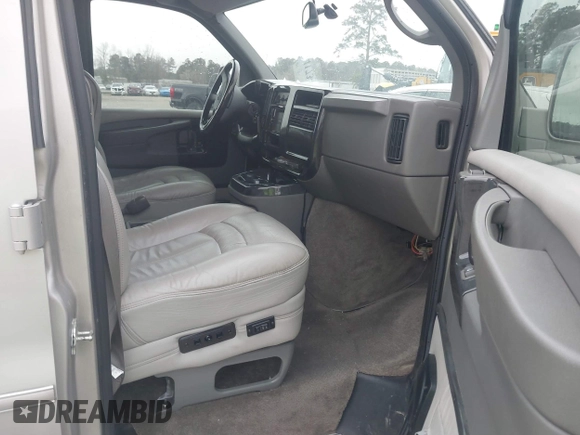 2006 Chevrolet Express Passenger with VIN 1GBFG15T161152066, listed as a IAAI auction lot 41734299 with 95,443 mi miles and . Bid and sale history available at DreamBid. Image 5.