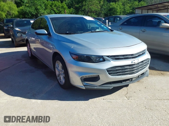 2018 Chevrolet Malibu LT z VIN 1G1ZD5ST4JF244922, wystawiony jako IAAI lot #42218808 z przebiegiem 119 042 mil mil oraz . Historia ofert i sprzedaży dostępna na DreamBid. Obrazek 1.