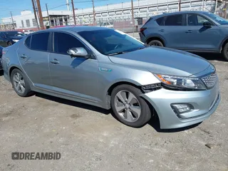 2016 Kia Optima EX z VIN KNAGN4AD3G5098993, wystawiony jako IAAI lot #41859080 z przebiegiem 126 624 mil mil oraz . Historia ofert i sprzedaży dostępna na DreamBid. Obrazek 1.