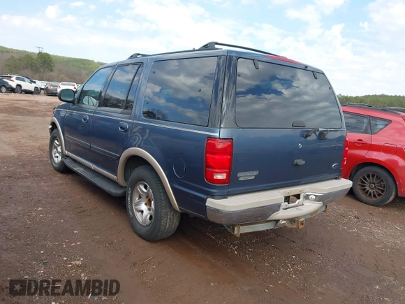 1998 Ford Expedition XLT with VIN 1FMRU17L1WLA99979, listed as a IAAI auction lot 41569667 with 215,937 mi miles. Bid and sale history available at carsss.com. Image 3.