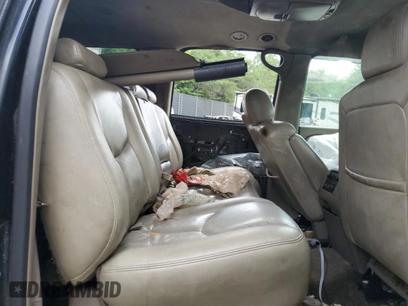 2004 Chevrolet Suburban LT with VIN 1GNFK16Z54J328473, listed as a Copart auction lot 60135565 with Not provided miles and Salvage title. Bid and sale history available at DreamBid. Image 11.