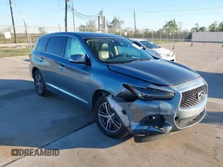 2019 Infiniti QX60 LUXE with VIN 5N1DL0MN1KC520817, listed as a IAAI auction lot 40931500 with 62,926 mi miles. Bid and sale history available at carsss.com. Image 1.