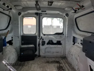 2016 Ram ProMaster City Cargo Tradesman с VIN ZFBERFAT9G6B18598, выставлен на аукционе Copart как лот 61778125 с пробегом Не указан миль и На запчасти • Non repairable. История ставок и продаж доступна на DreamBid. Изображение 10.