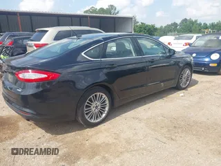 2015 Ford Fusion SE z VIN 3FA6P0HD4FR126292, wystawiony jako IAAI lot #42418564 z przebiegiem 152 795 mil mil oraz . Historia ofert i sprzedaży dostępna na DreamBid. Obrazek 4.