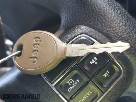2014 Jeep Wrangler Unlimited Sport with VIN 1C4BJWDG5EL327225, listed as a IAAI auction lot 42547991 with 129,545 mi miles and . Bid and sale history available at DreamBid. Image 11.