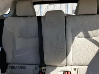 2024 Toyota Corolla Cross LE z VIN 7MUCAABG2RV103351, wystawiony jako Copart lot #53272015 z przebiegiem 24 743 mil mil oraz Szkoda całkowita • Salvage title. Historia ofert i sprzedaży dostępna na DreamBid. Obrazek 10.