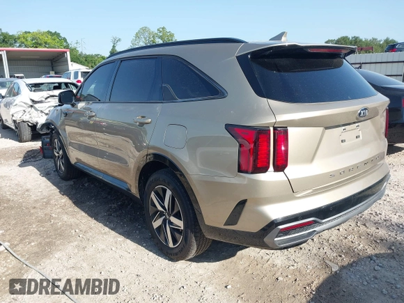 2021 Kia Sorento S with VIN 5XYRL4LC2MG002618, listed as a IAAI auction lot 42254137 with 88,412 mi miles and . Bid and sale history available at DreamBid. Image 3.