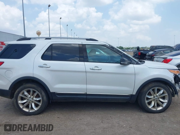 2014 Ford Explorer XLT с VIN 1FM5K7D88EGA99959, выставлен на аукционе IAAI как лот 42439266 с пробегом 124 632 миль миль и . История ставок и продаж доступна на DreamBid. Изображение 14.
