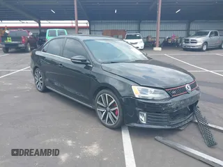 2014 Volkswagen Jetta GLI с VIN 3VW4T7AJ7EM216650, выставлен на аукционе IAAI как лот 42286807 с пробегом 69 632 миль миль и . История ставок и продаж доступна на DreamBid. Изображение 1.