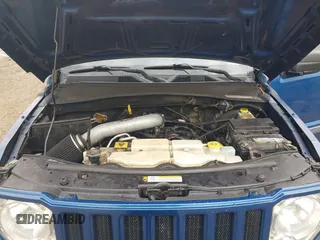 2009 Jeep Liberty Sport with VIN 1J8GN28K39W522495, listed as a IAAI auction lot 41940310 with 175,574 mi miles. Bid and sale history available at carsss.com. Image 10.
