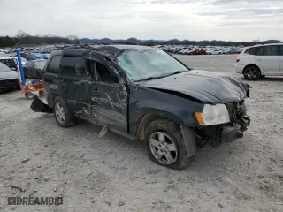 2005 Jeep Grand Cherokee Laredo with VIN 1J4GS48K15C540480, listed as a Copart auction lot 48305725 with 270,649 mi miles and Clean Title. Bid and sale history available at carsss.com. Image 4.