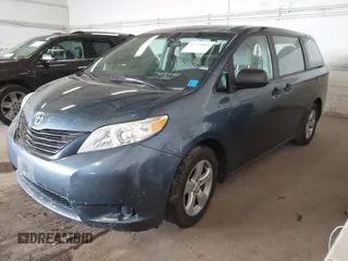 2014 Toyota Sienna L with VIN 5TDZK3DCXES434910, listed as a IAAI auction lot 41731864 with 146,161 mi miles. Bid and sale history available at carsss.com. Image 17.