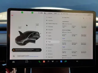 2020 Tesla Model 3 Performance z VIN 5YJ3E1EC9LF742555, wystawiony jako Copart lot #80116864 z przebiegiem 51 544 mil mil oraz Szkoda całkowita • Salvage title. Historia ofert i sprzedaży dostępna na DreamBid. Obrazek 9.