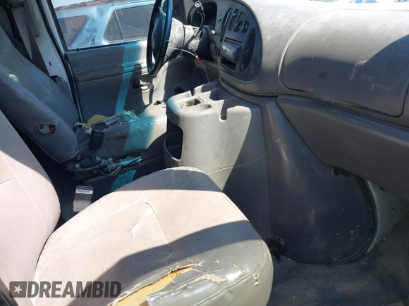 2001 Ford Econoline Cargo with VIN 1FTNE24L11HA65062, listed as a IAAI auction lot 41872072 with 456,684 mi miles and . Bid and sale history available at DreamBid. Image 5.