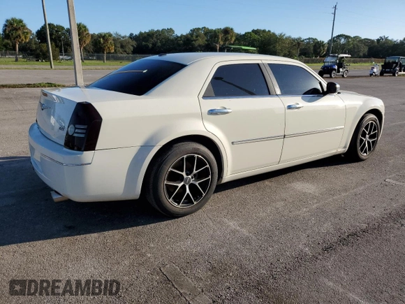 2010 Chrysler 300 Touring with VIN 2C3CA5CV8AH152107, listed as a Copart auction lot 75115264 with 124,995 mi miles and Salvage Title. Bid and sale history available at carsss.com. Image 3.