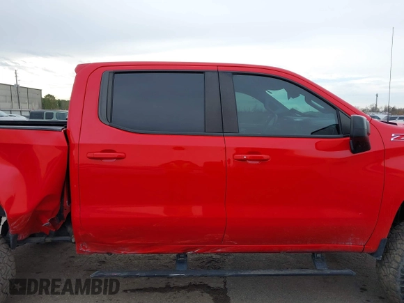 2021 Chevrolet Silverado 1500 RST with VIN 3GCUYEET6MG174912, listed as a IAAI auction lot 41359036 with 58,325 mi miles. Bid and sale history available at carsss.com. Image 13.