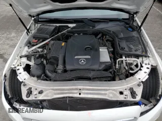 2018 Mercedes-Benz C 300 z VIN 55SWF4JB6JU275731, wystawiony jako Copart lot #55496575 z przebiegiem 51 107 mil mil oraz Szkoda całkowita • Salvage title. Historia ofert i sprzedaży dostępna na DreamBid. Obrazek 11.